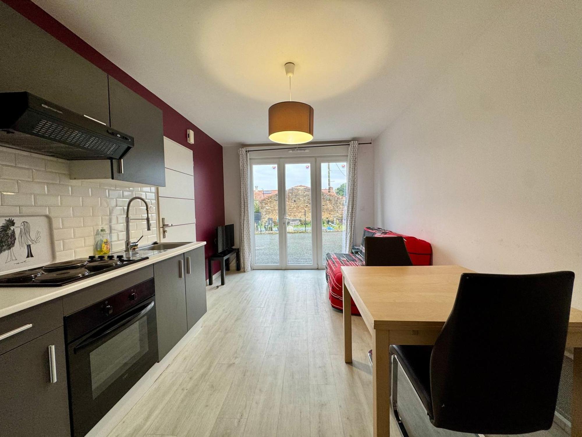 Domaine Des 5 Roses - Rose Rouge Apartment La Guierche ภายนอก รูปภาพ